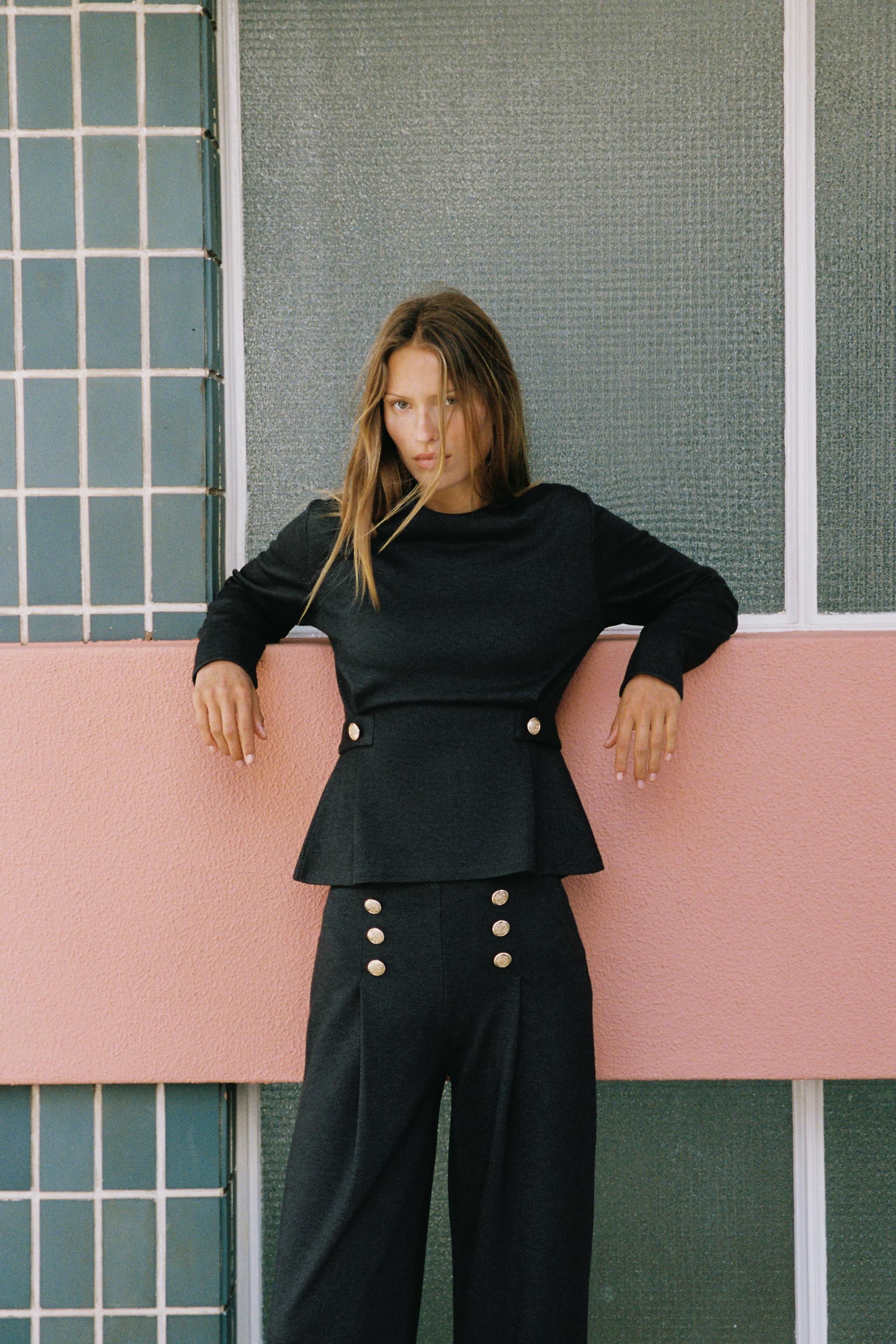 TOP EN SERGÉ À BOUTONS